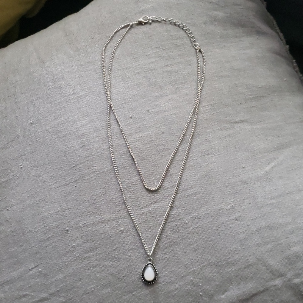 Trendy costume Jewelry layered necklace